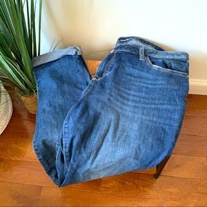 Old Navy Boyfriend Straight Ripped Jeans 16